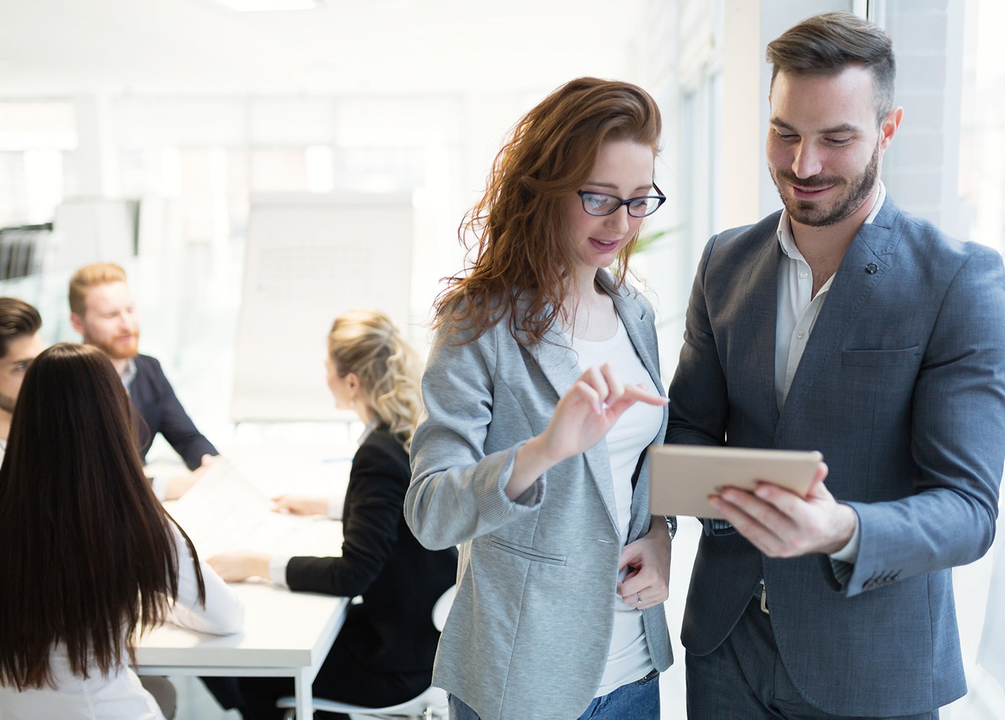 Transform the Customer Experience with an Intelligent Contact Center